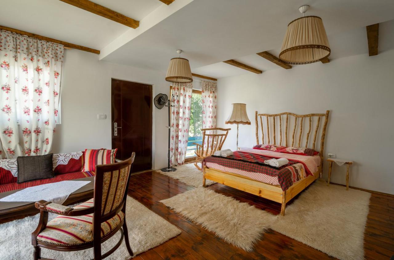 Etno Selo Montenegro Hotel Plužine Esterno foto