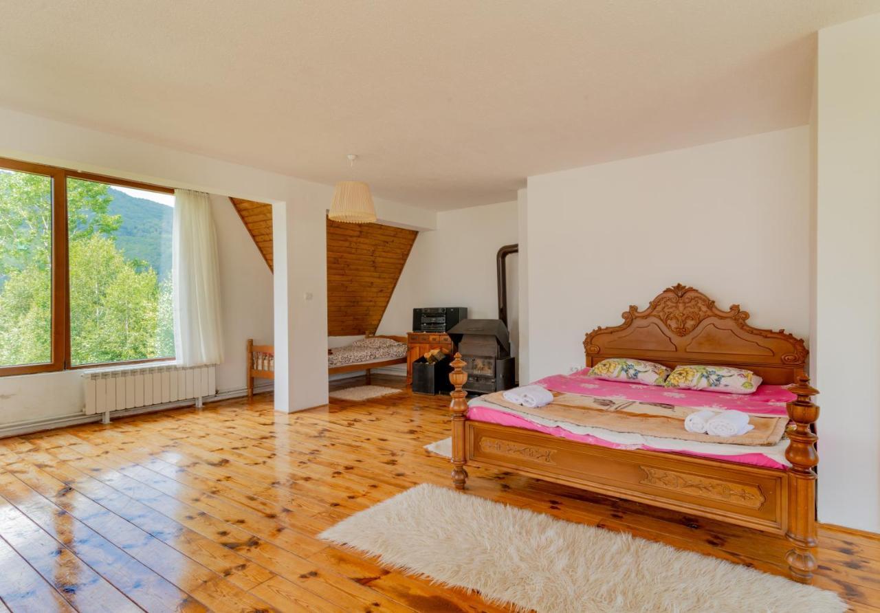Etno Selo Montenegro Hotel Plužine Esterno foto